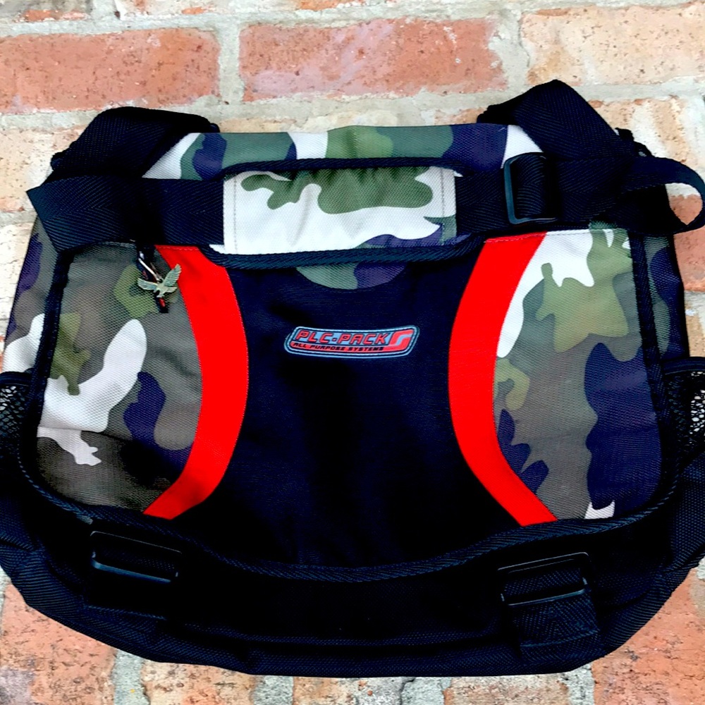 Children’s Place Boys’ Shoulder Book Bag. Nice!